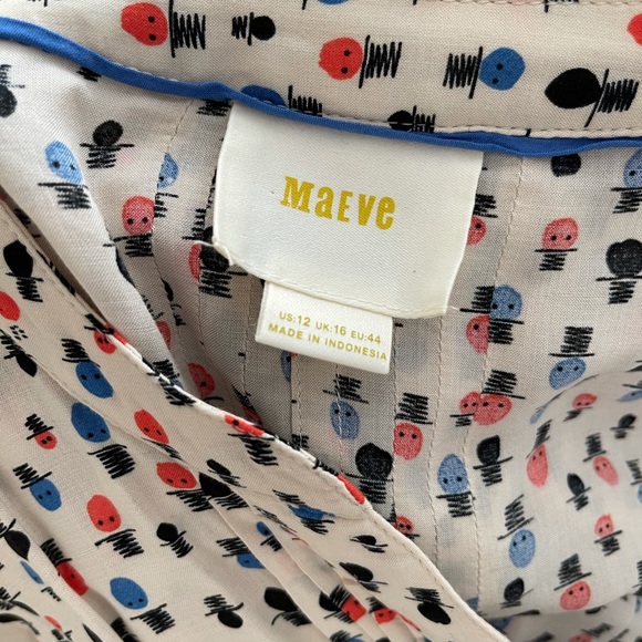 Anthro Maeve “People” Printed Pintuck Blouse - Picture 5 of 6